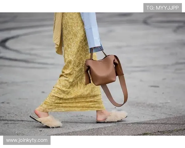 开云集团旗下品牌折扣优惠活动全面解析助你轻松享受高端时尚折扣